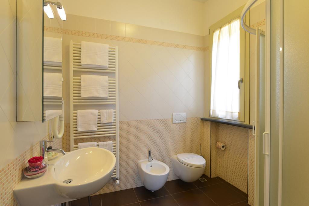 Hotel Rosignano Rosignano Solvay Zimmer foto